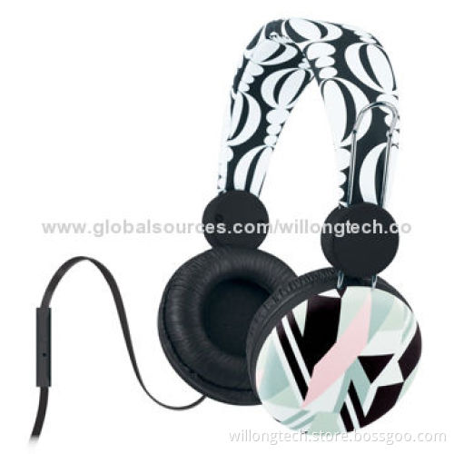 New Design Custom Pattern Deep Bass Sound Headset, TPE Cable with Microphone, Used for Mobile Phones